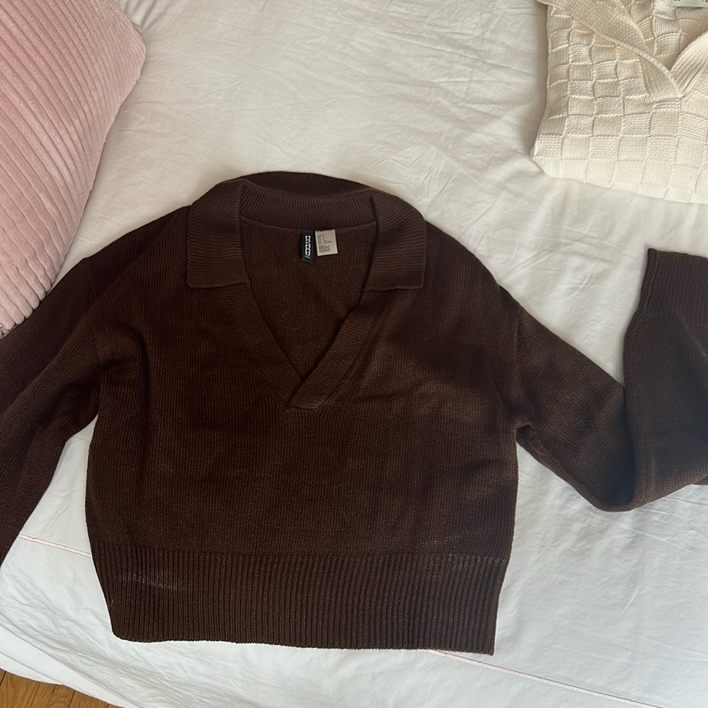 H&M cropped sweater